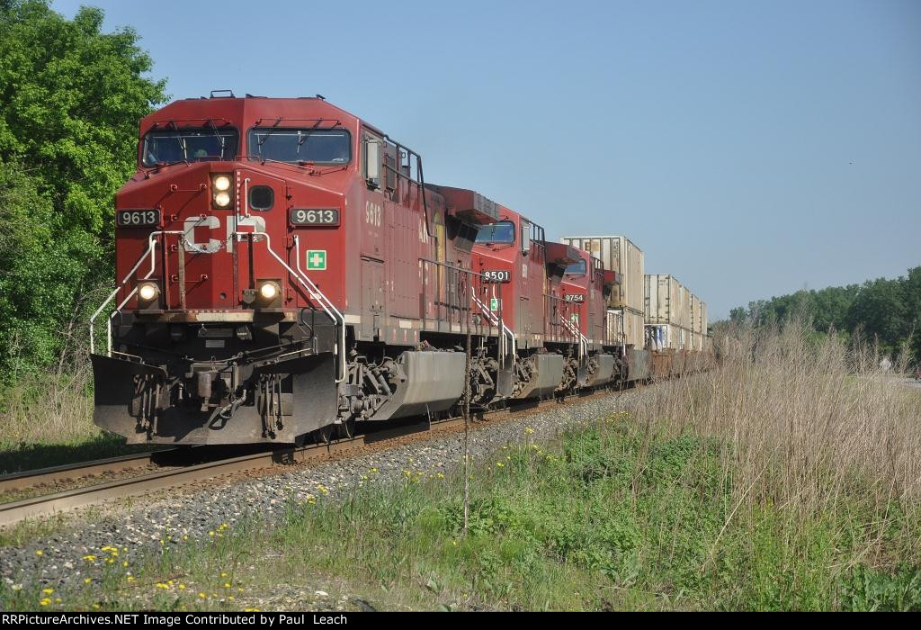 Intermodal cruises east